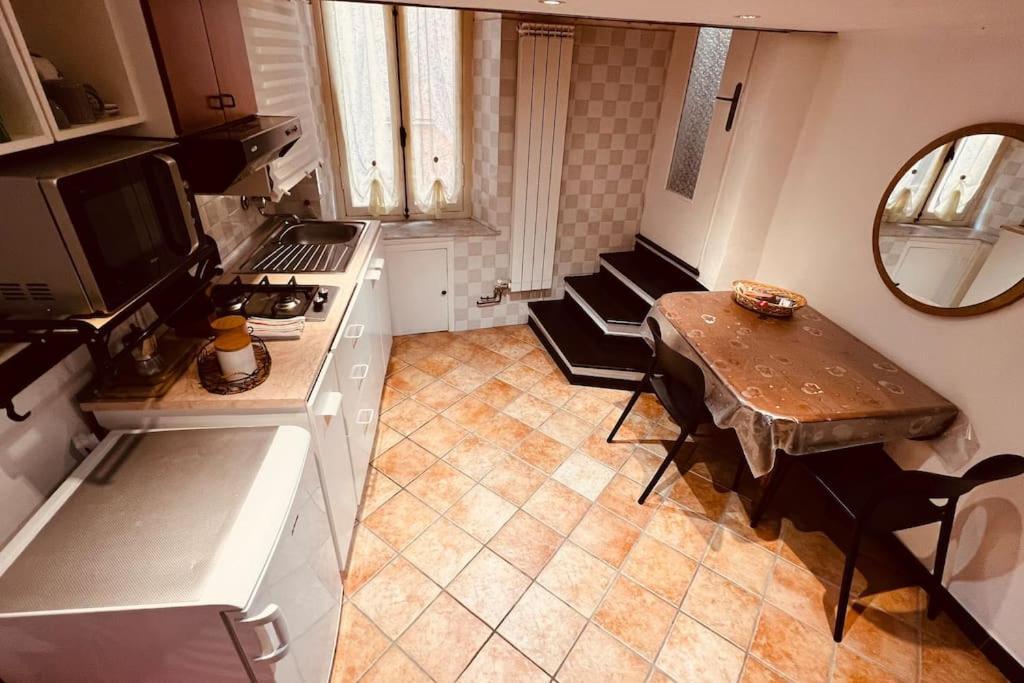 Mini Accommodation In Sanremo Liguria Екстериор снимка