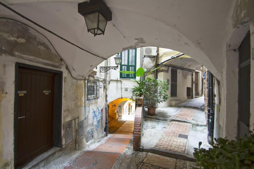 Mini Accommodation In Sanremo Liguria Екстериор снимка