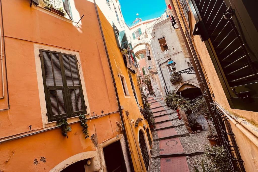 Mini Accommodation In Sanremo Liguria Екстериор снимка