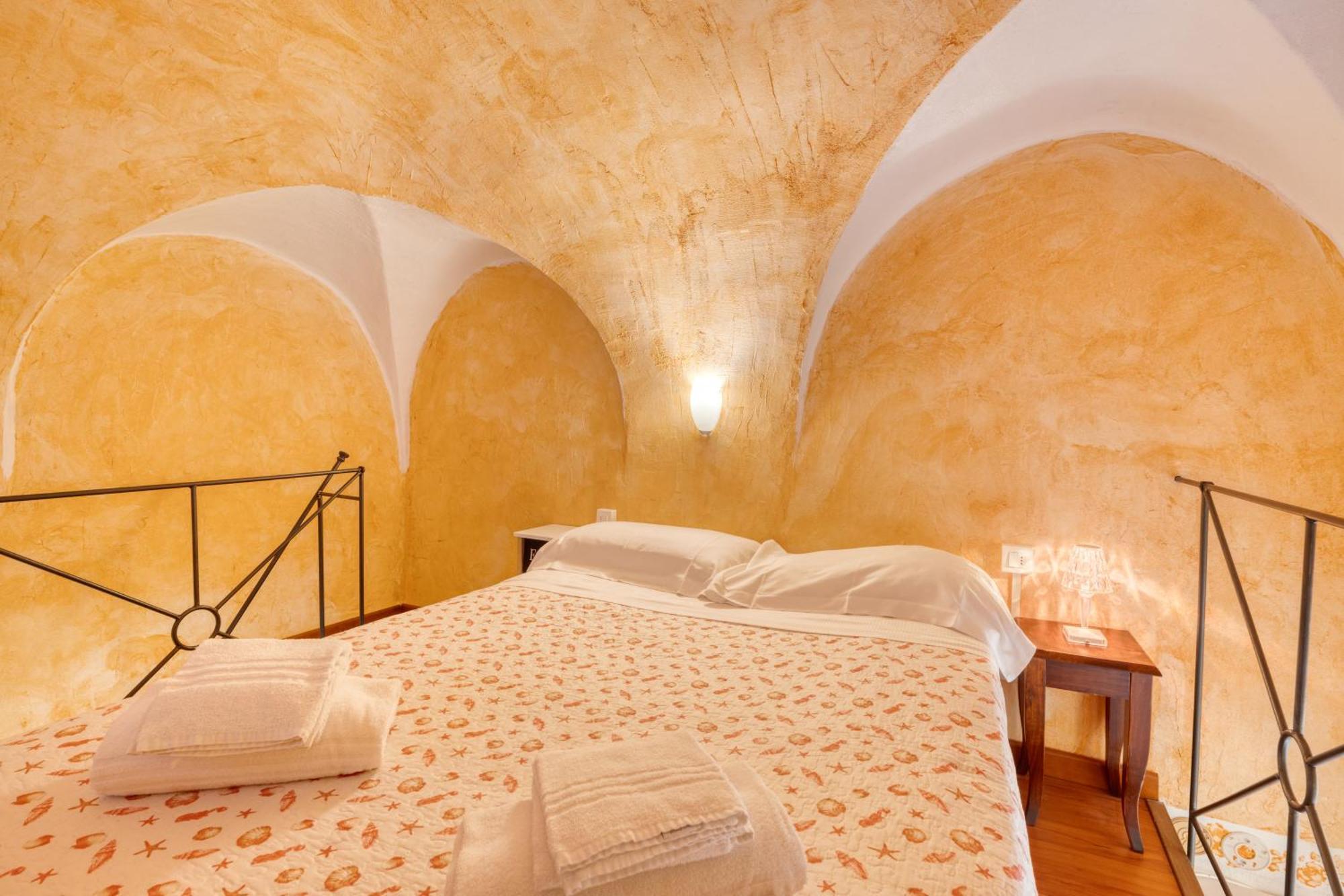 Mini Accommodation In Sanremo Liguria Екстериор снимка