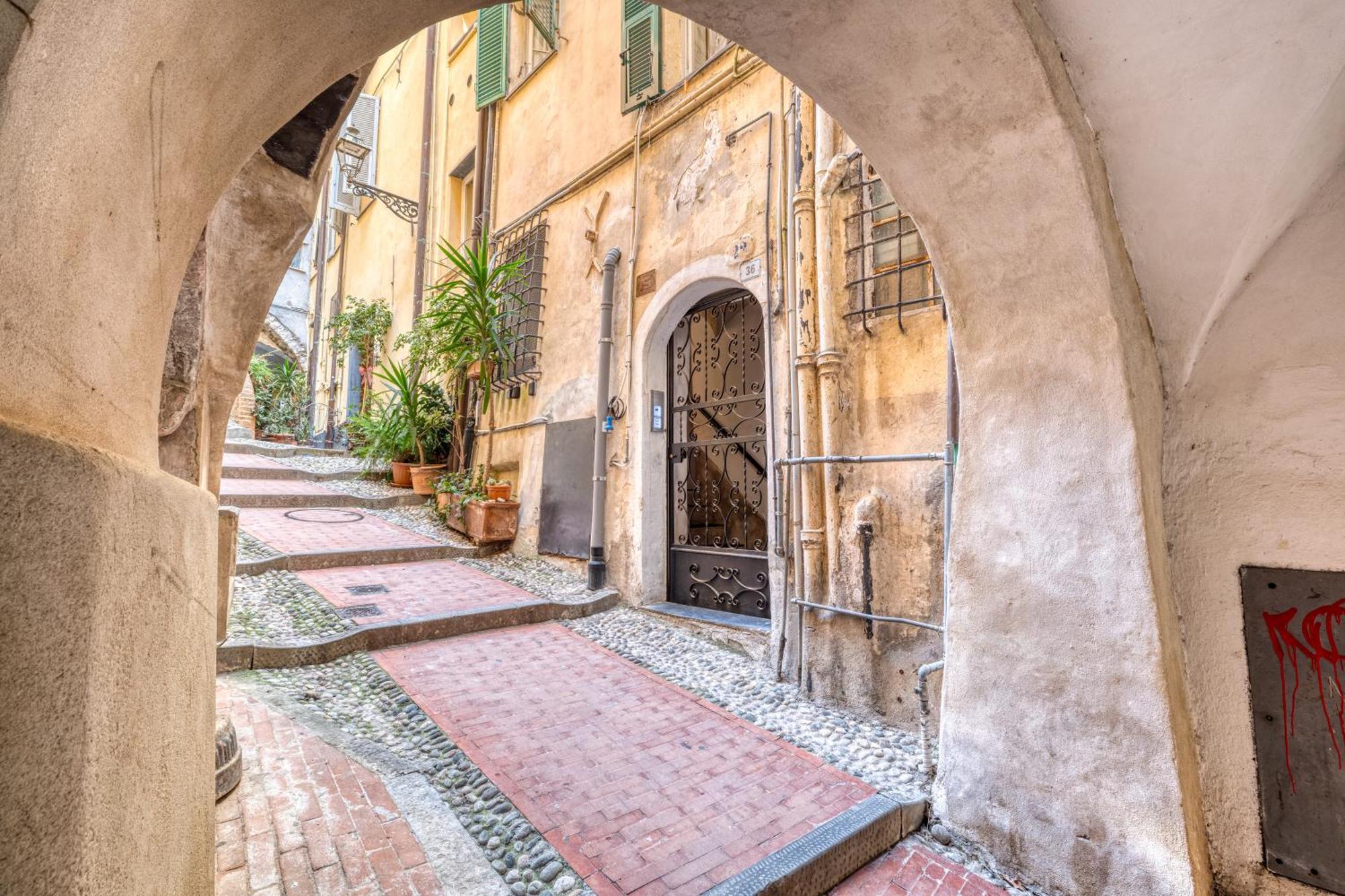 Mini Accommodation In Sanremo Liguria Екстериор снимка